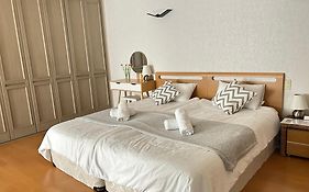 Roomy 4Br Home Sleeps 9／Shinosaka／Large Groups