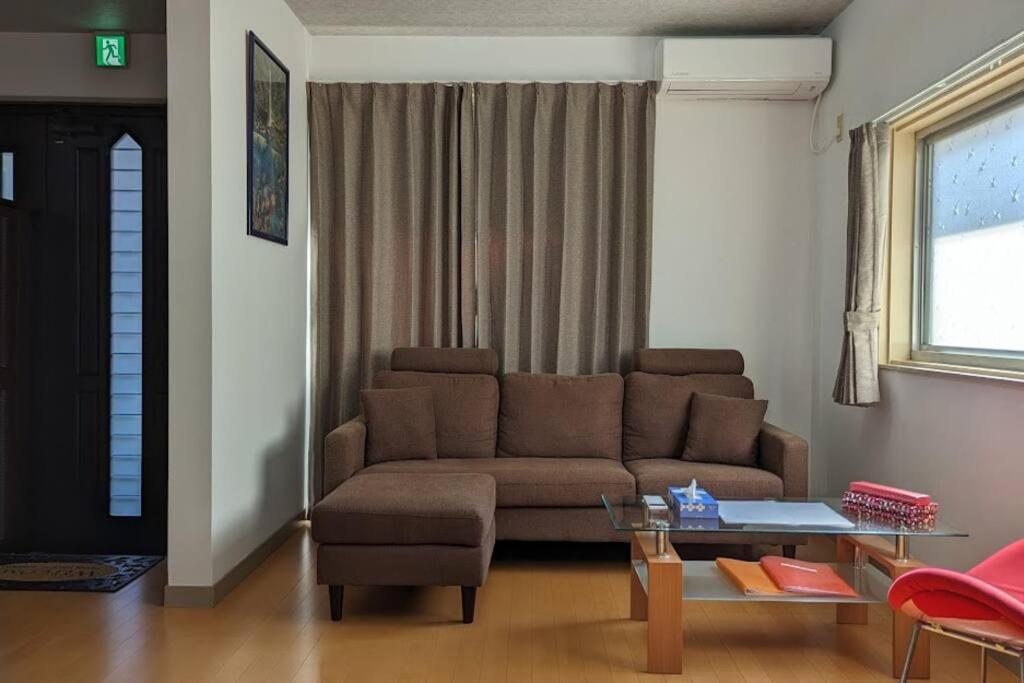 Roomy 4Br Home Sleeps 9／Shinosaka／Large Groups Exterior photo