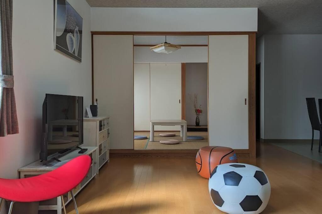 Roomy 4Br Home Sleeps 9／Shinosaka／Large Groups Exterior photo